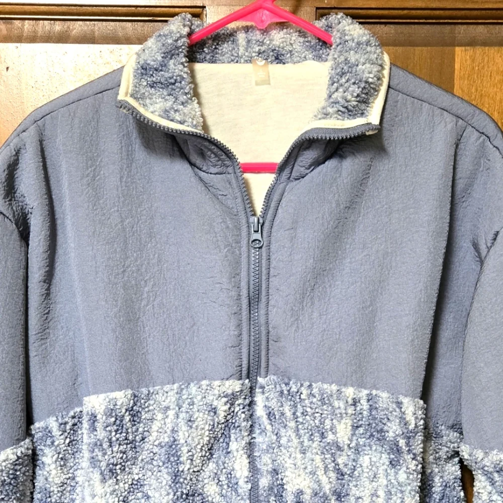 MTA Sport Blue Part Sherpa Jacket, L (PTP=23